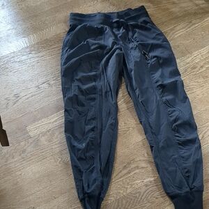 Dance Studio Mid-Rise Jogger Size 4